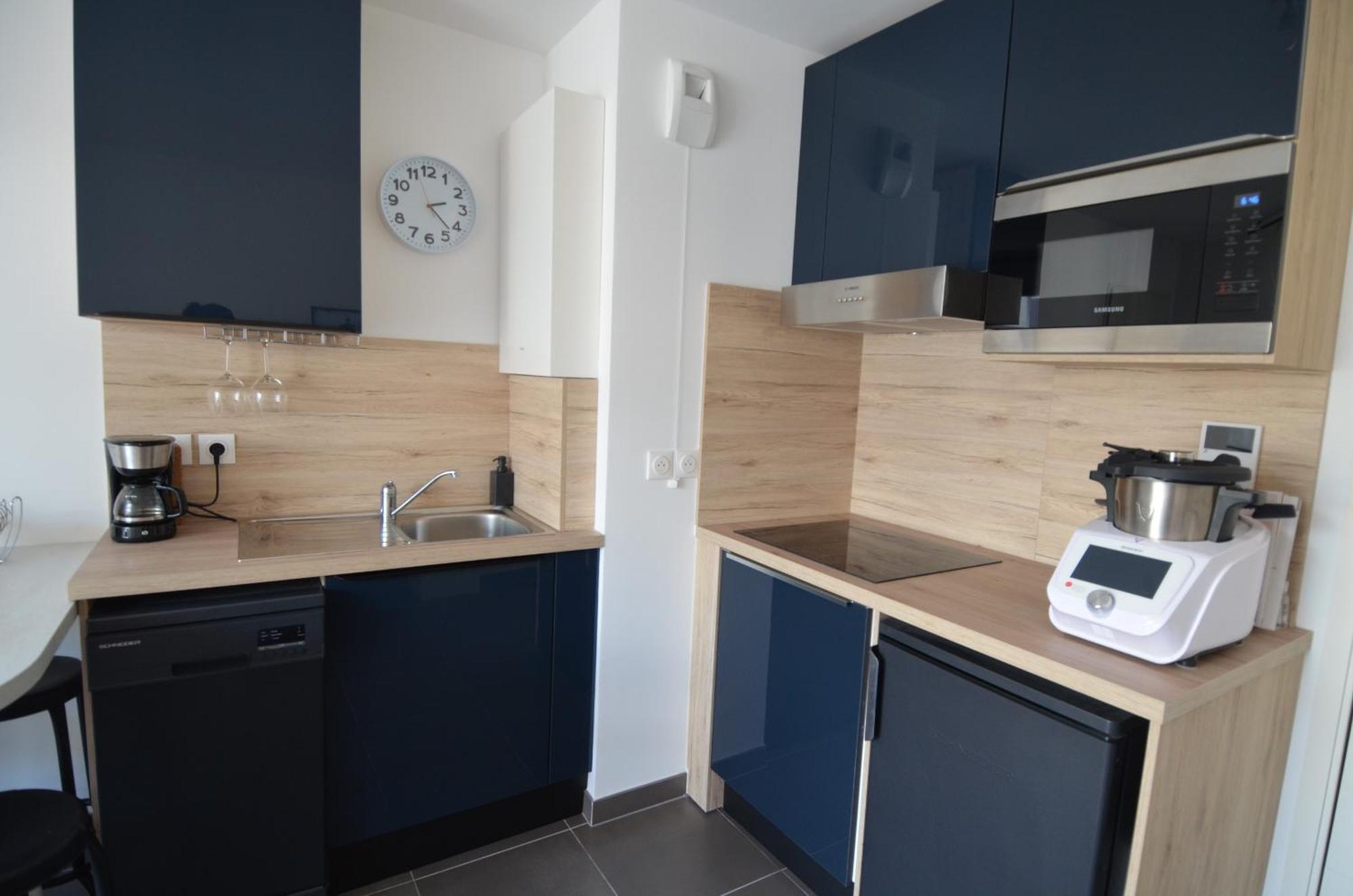 Villa Smolett - Appartement Cosy Au Coeur Du Quartier Du Port Ніцца Екстер'єр фото
